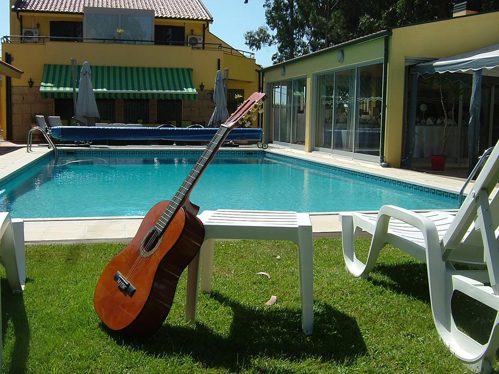 Guesthouse Pool & Sea Espinho Oporto Room photo